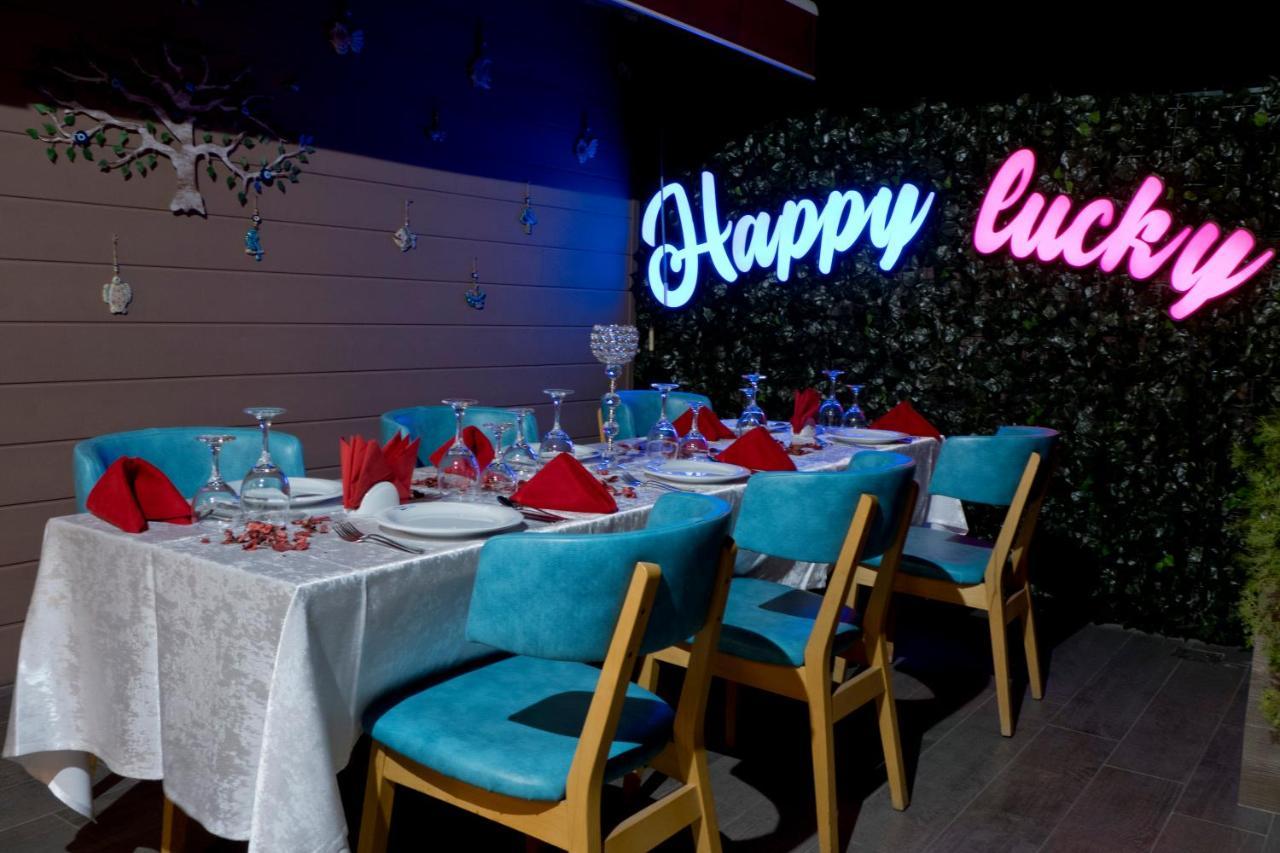 Forum Suite Otel Mersin  Bagian luar foto