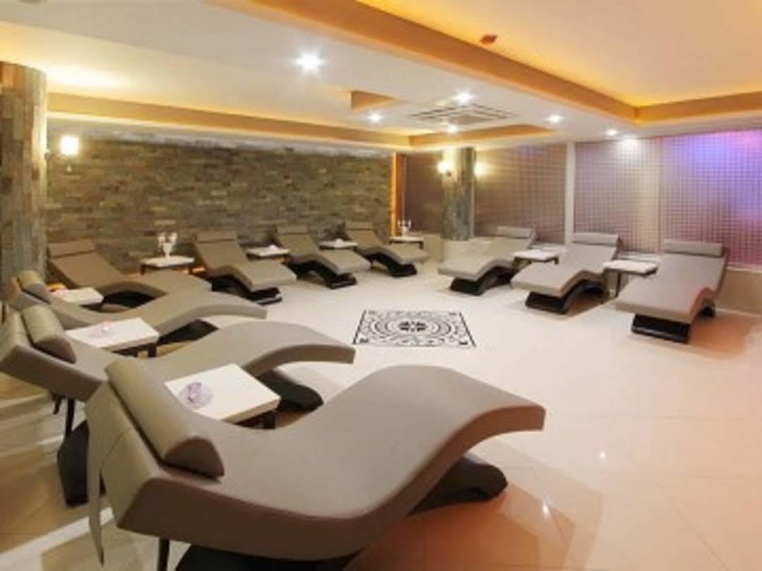 Forum Suite Otel Mersin  Bagian luar foto