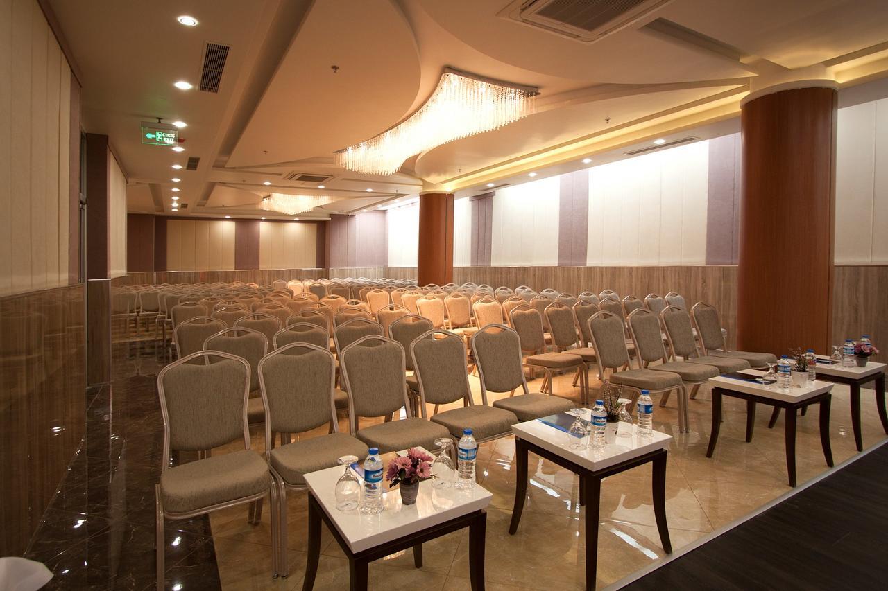 Forum Suite Otel Mersin  Bagian luar foto