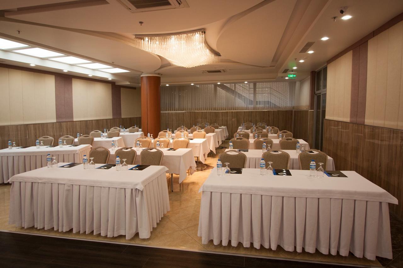 Forum Suite Otel Mersin  Bagian luar foto