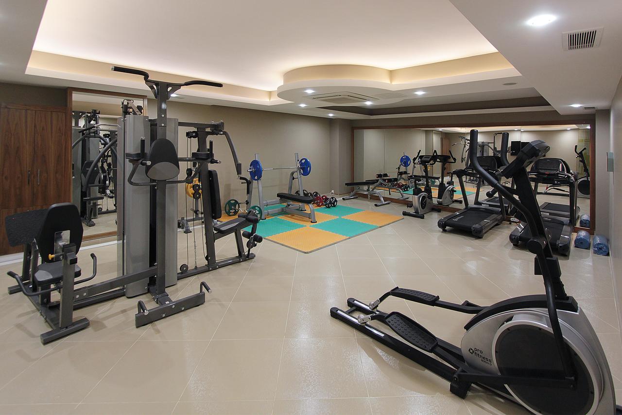 Forum Suite Otel Mersin  Bagian luar foto
