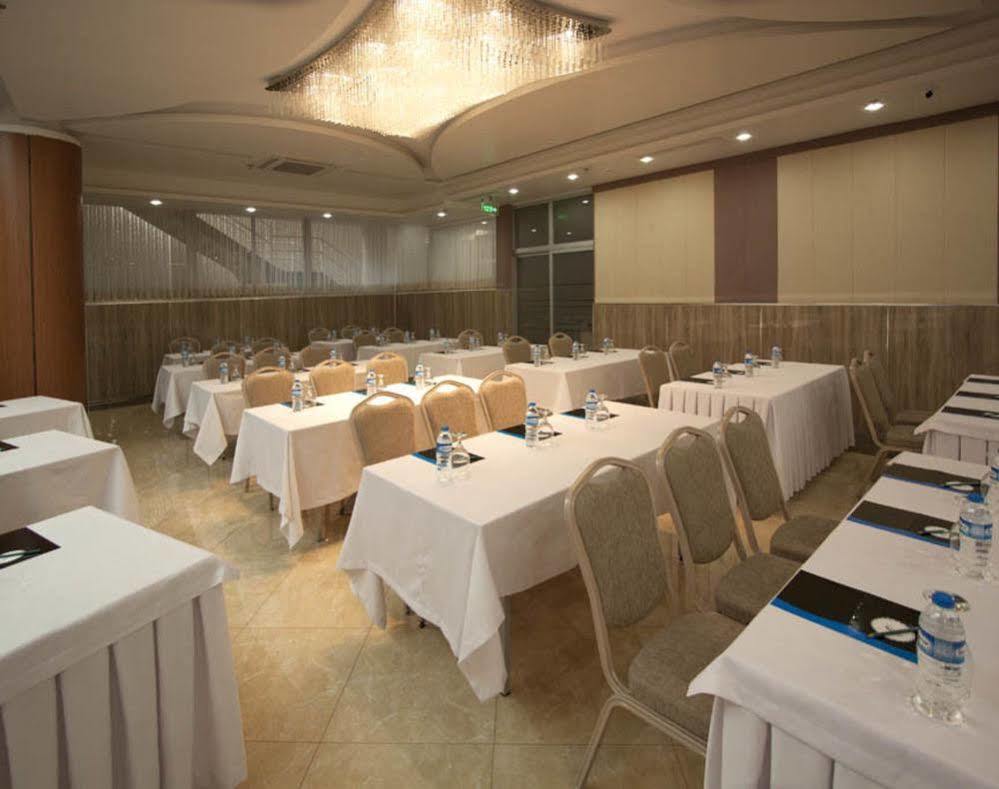 Forum Suite Otel Mersin  Bagian luar foto